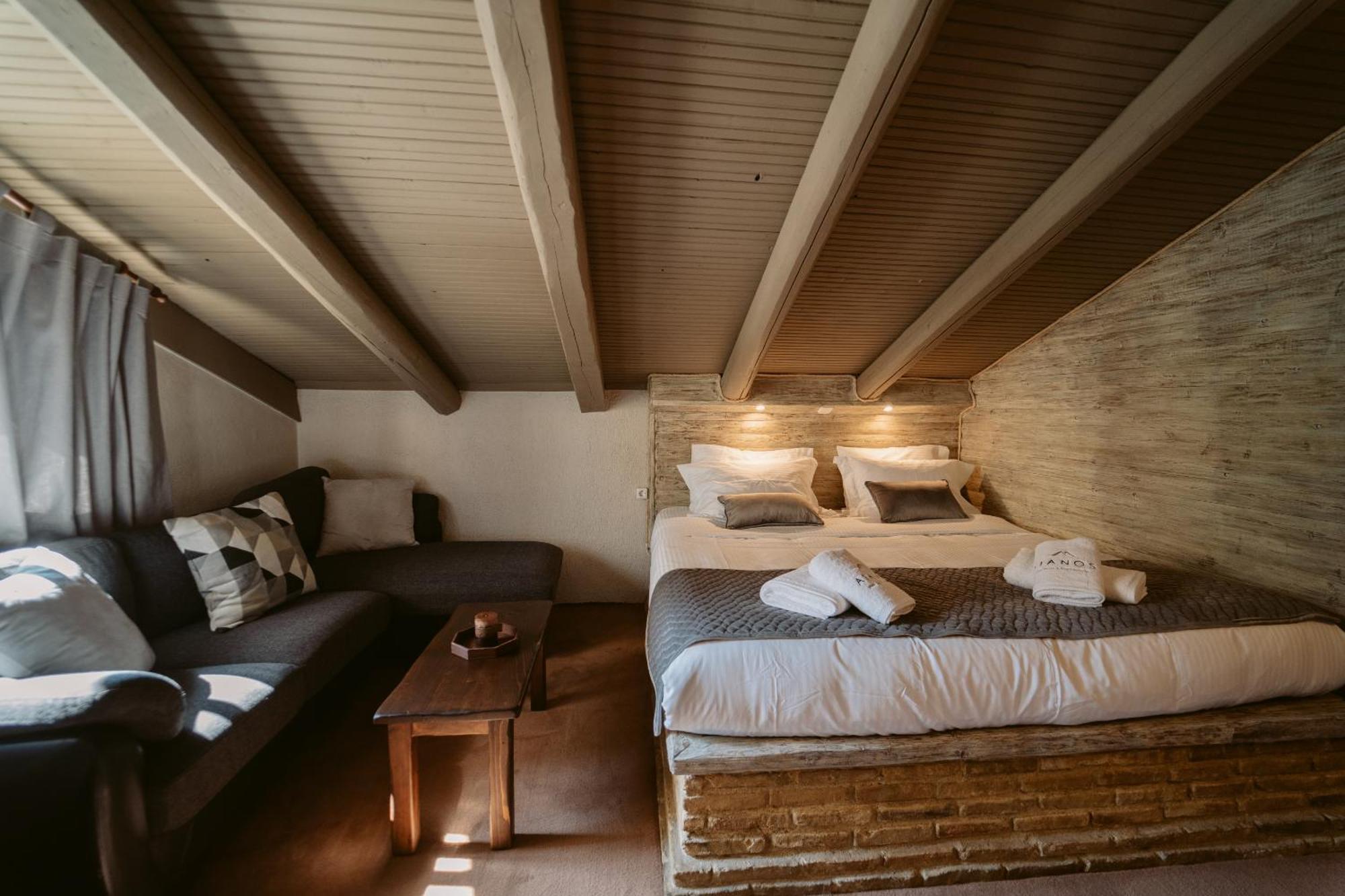 Afanos Guesthouse Arachova Chambre photo