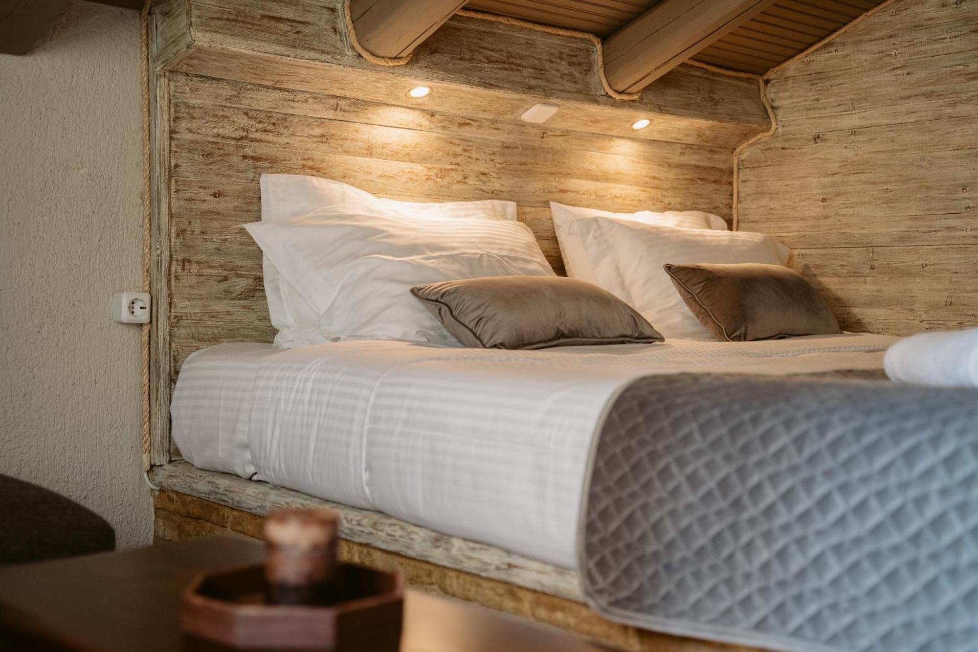 Afanos Guesthouse Arachova Chambre photo