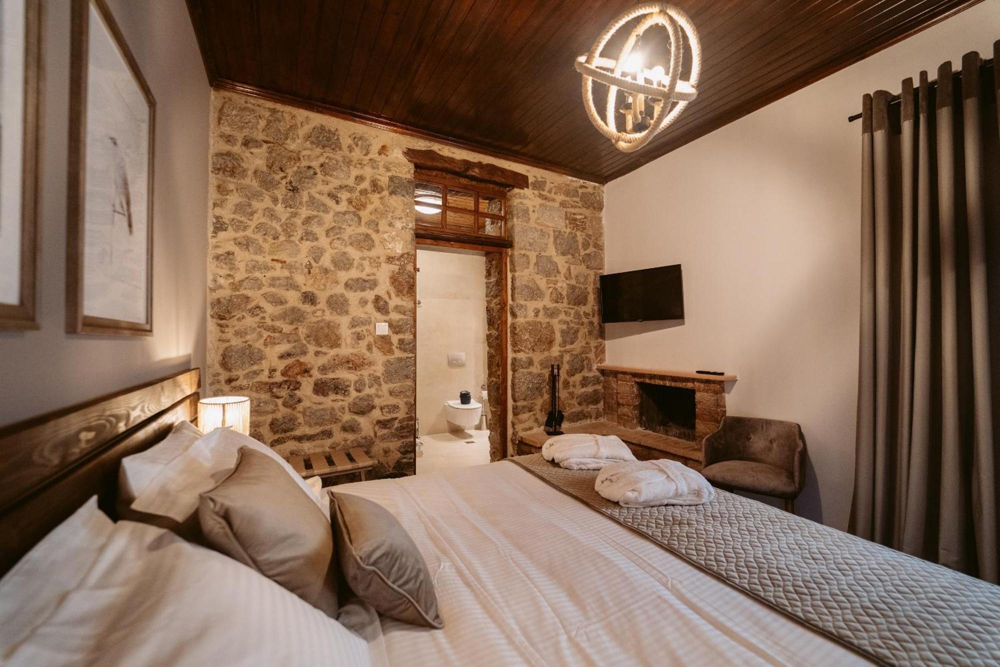 Afanos Guesthouse Arachova Chambre photo