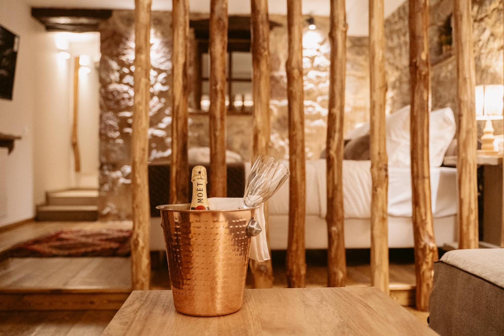 Afanos Guesthouse Arachova Chambre photo