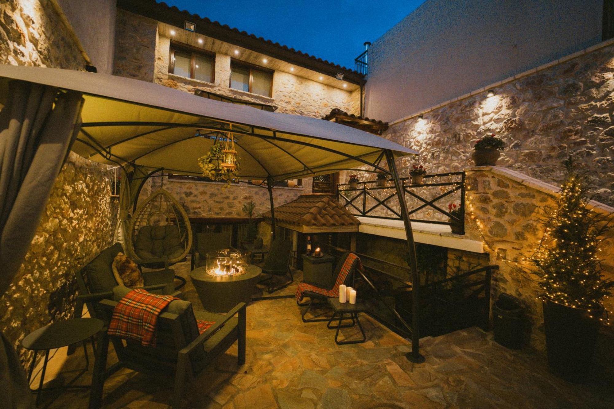 Afanos Guesthouse Arachova Extérieur photo